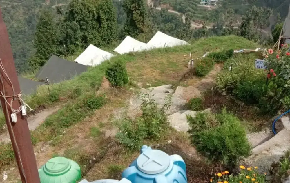 Техри: Awara Camps & Retreats