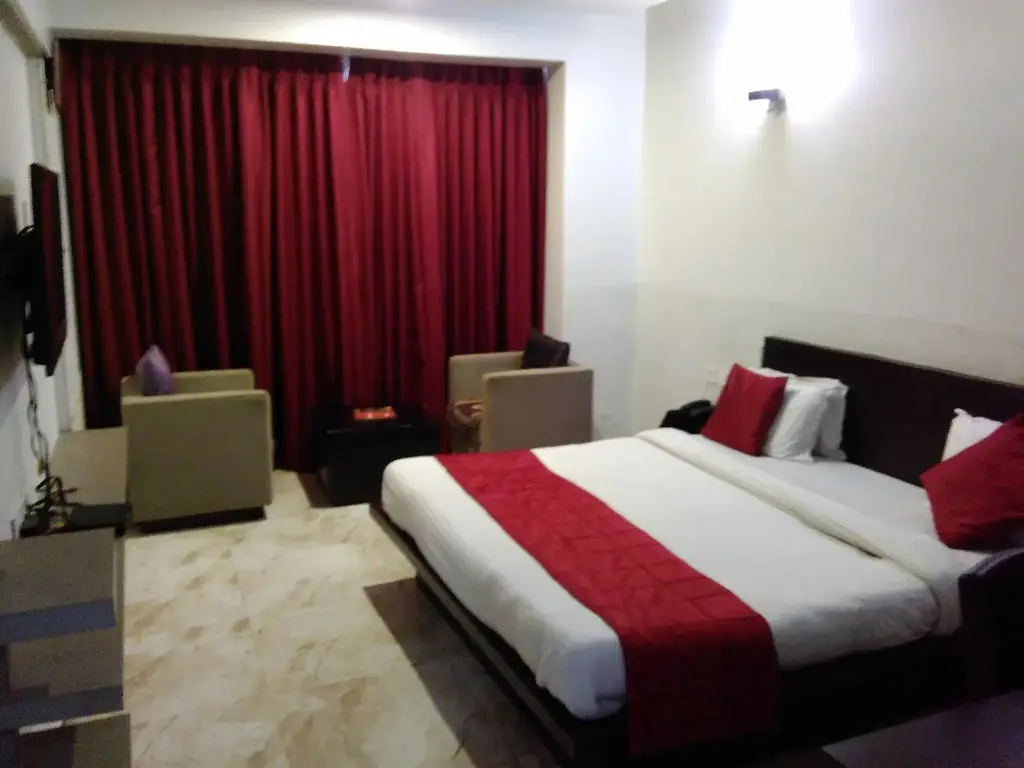 Ахмедабад: Hotel Maple Inn