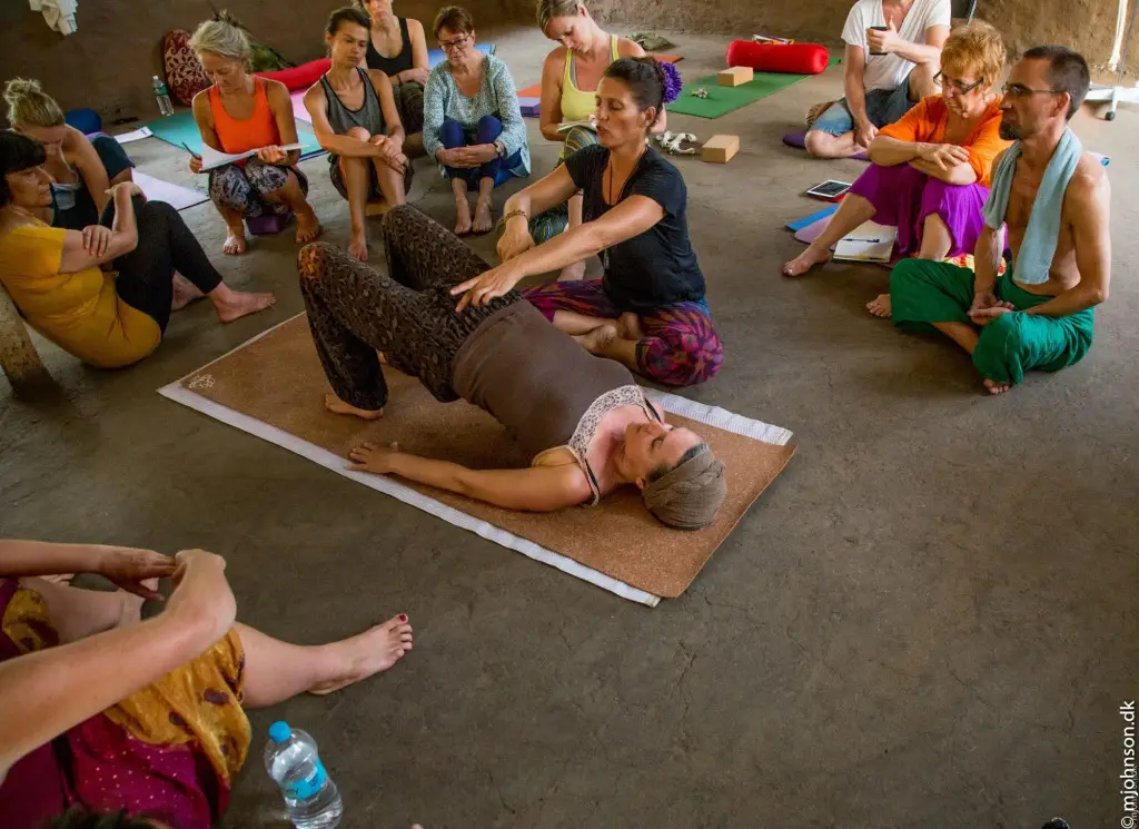 Ашвем: Banyan Tree Yoga