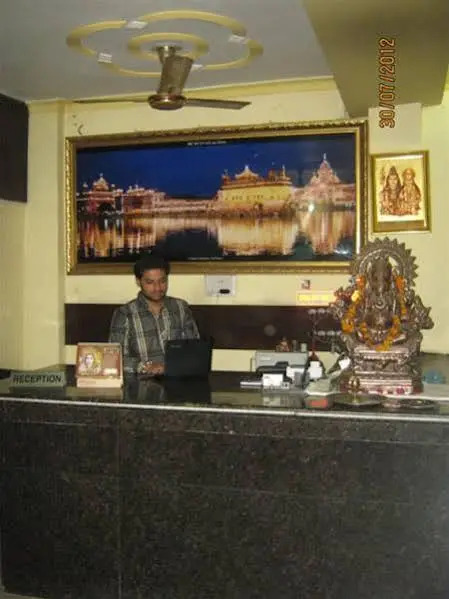 Амритсар: Hotel Bharat Residency