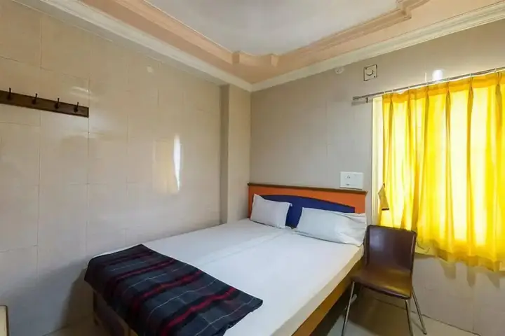 Тирупати: KVR Deluxe Residency