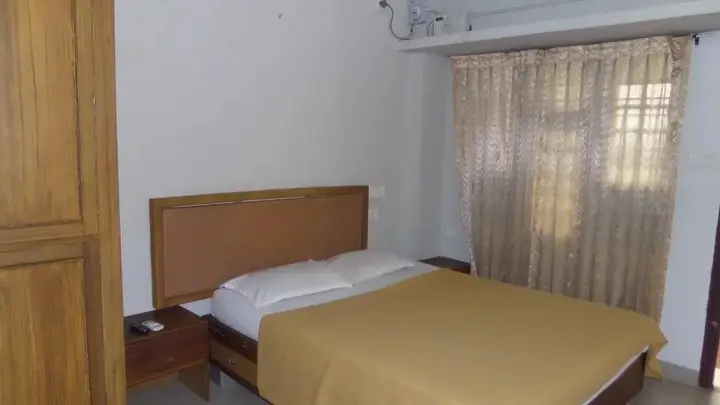 Кондотти: Punna Residency