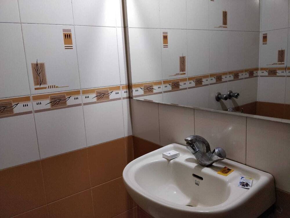Крепость Jhansi: Hotel Yatrik