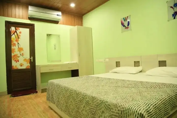 Кондотти: Pulikkal Tourist Home