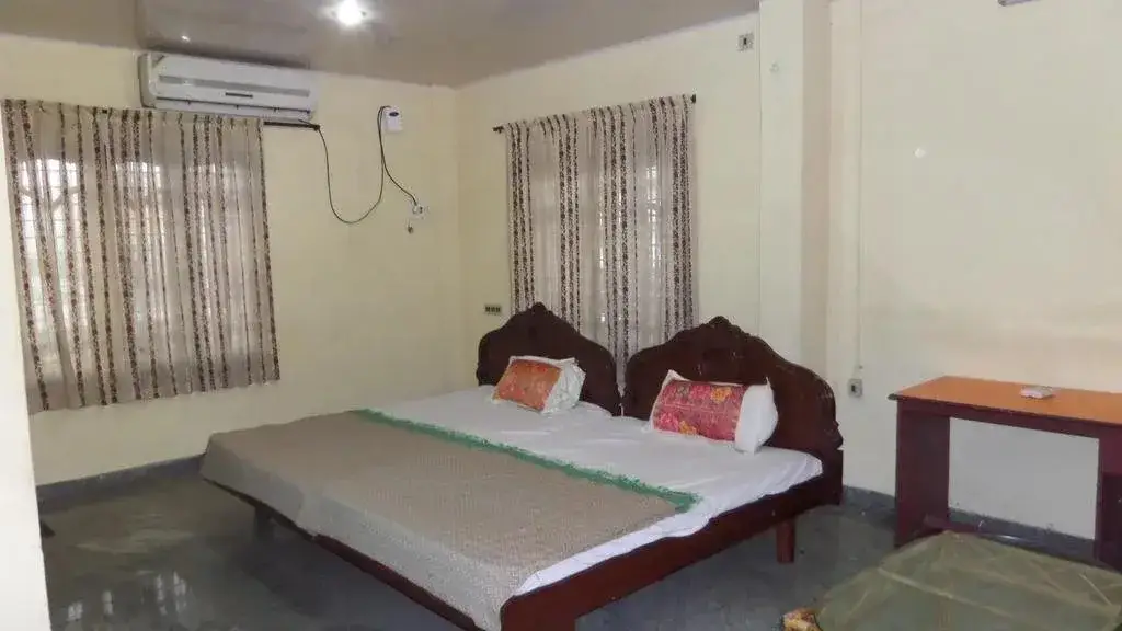 Кондотти: Pulikkal Tourist Home