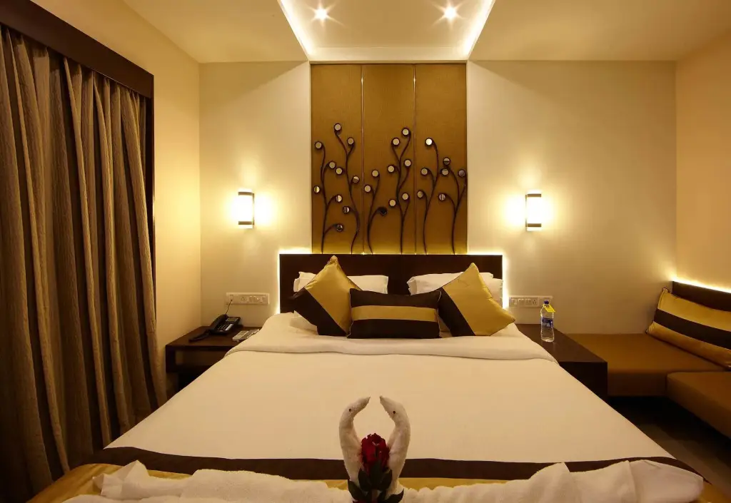 Ченнаи: Saravana's Golden Fruits Business Suites