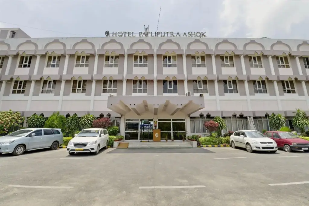 Hotel Patliputra Ashok — фото 1