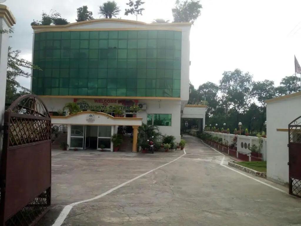 Hotel Bodhgaya Gautam — фото 1