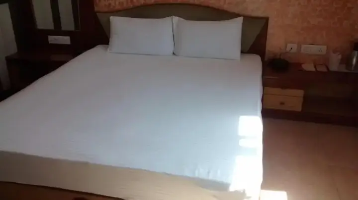Матхура: Wingston A TreeHouse Hotel Mathura