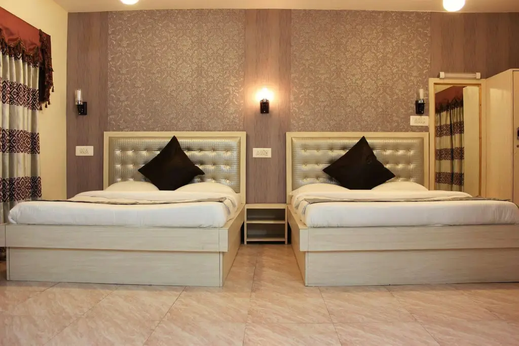 Шринагар: Hotel Walisons Resorts