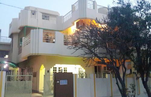 Бахадрабад: B&B Haridwar