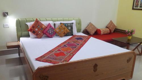Бахадрабад: B&B Haridwar