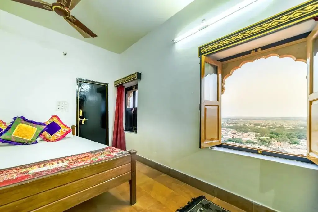 Джайсалмер: Mud Mirror Guesthouse