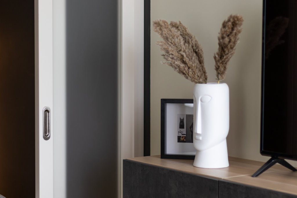 Красногорск: Beskontaktnoye Zaselenie Apartamenty Art Rooms Apartments