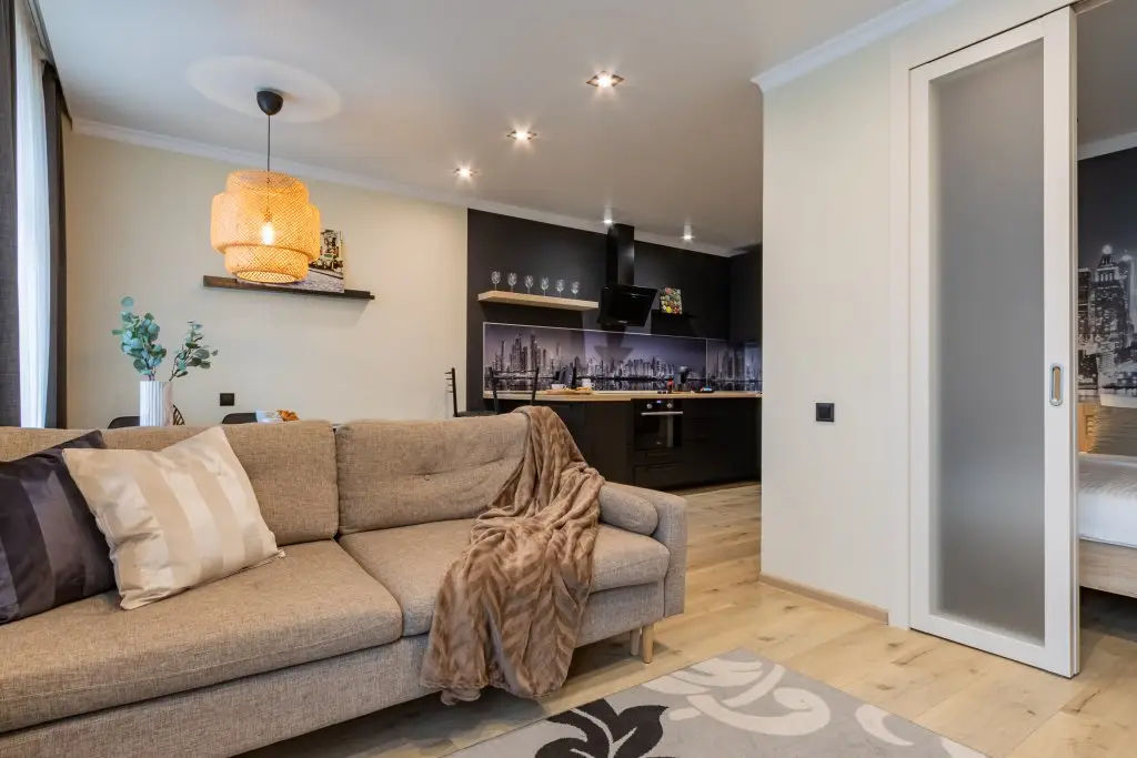 Красногорск: Beskontaktnoye Zaselenie Apartamenty Art Rooms Apartments
