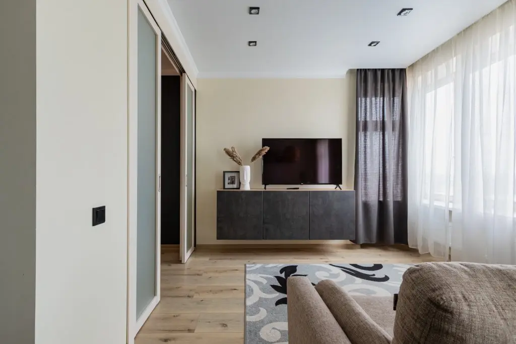 Красногорск: Beskontaktnoye Zaselenie Apartamenty Art Rooms Apartments