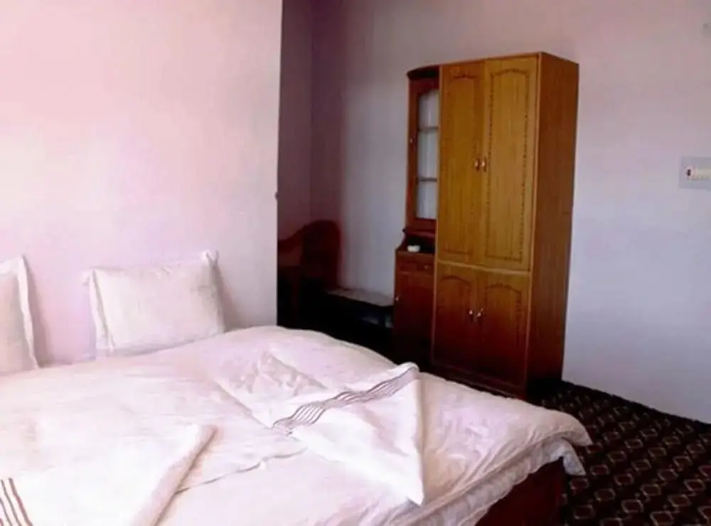 Карзок: Tsomoriri Hotel Lake View