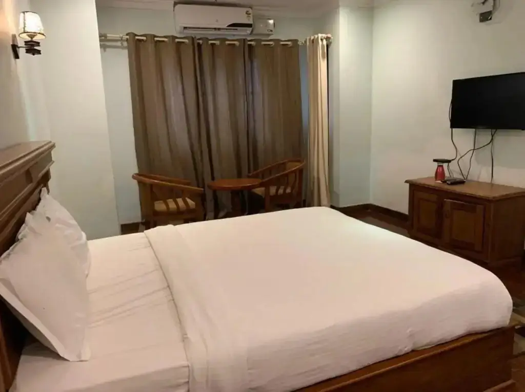 Чираккал: Sea breeze Beach Inn