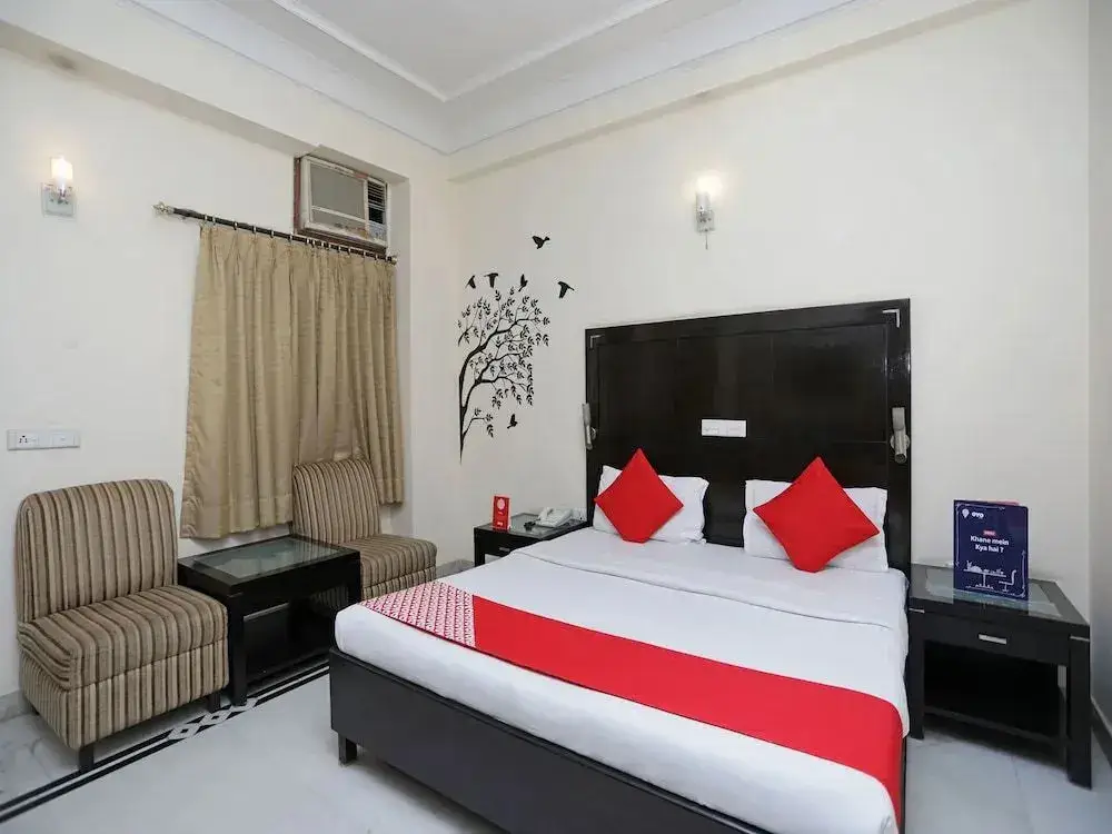 Нью-Дели: Oyo 12075 Hotel Regalia Retreat
