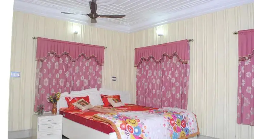 Багдогра: Hotel Abir