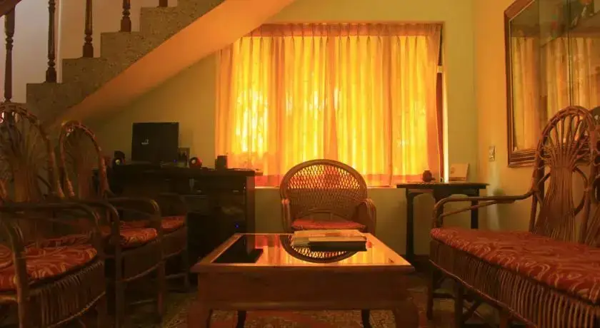 Коччи: Gigis Home
