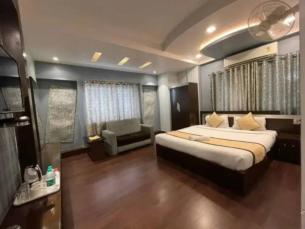 Силигури: Sundaram Palace
