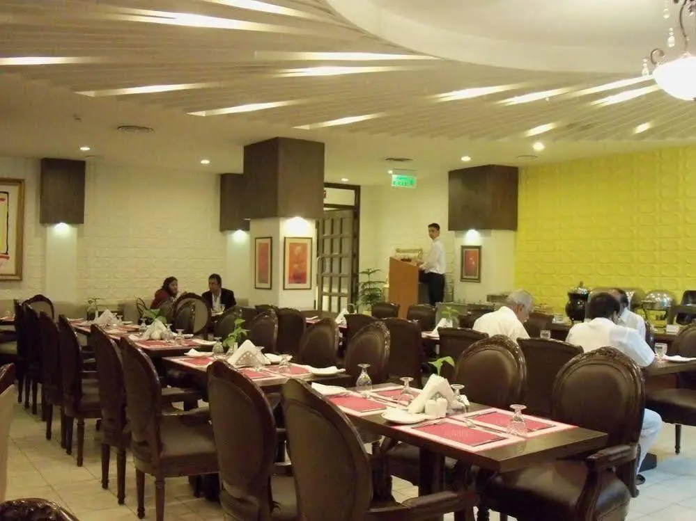 The Janpath Hotel — фото 1