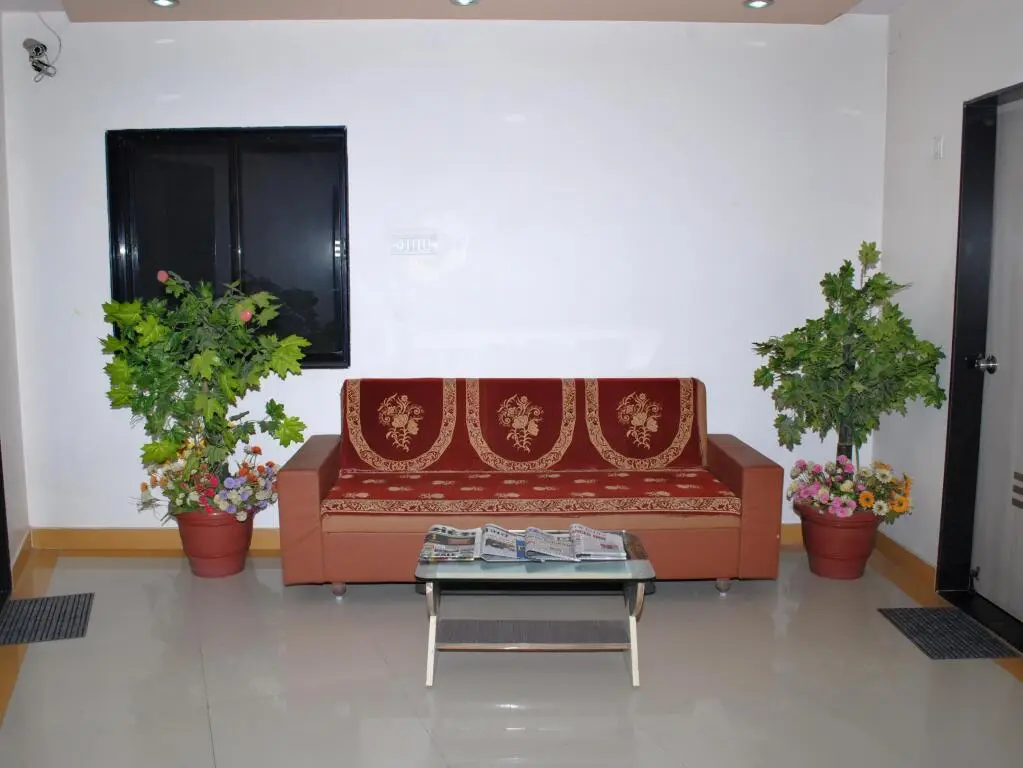 Сомнатх: Hotel Shubh Suvidha