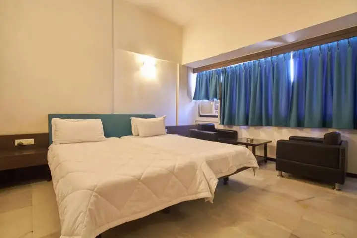 Сурат: Tex-Palazzo Hotel