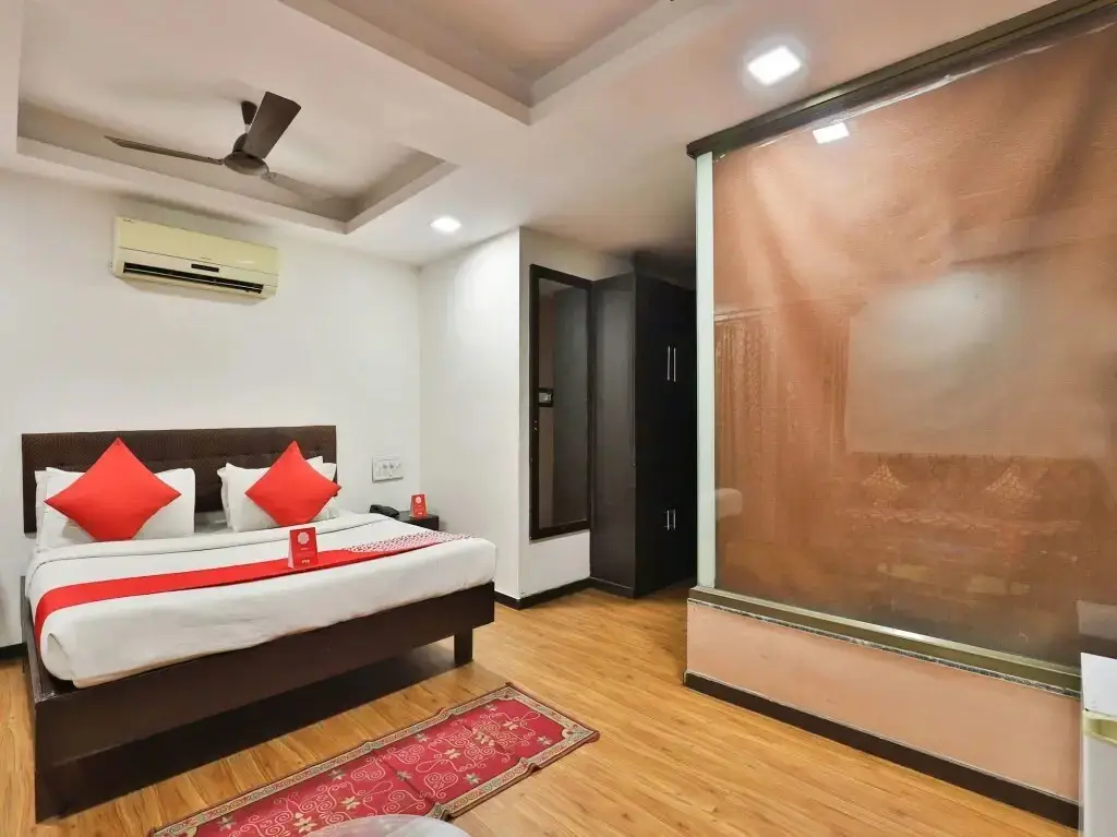 Вадодара: OYO Hotel Dash Continental