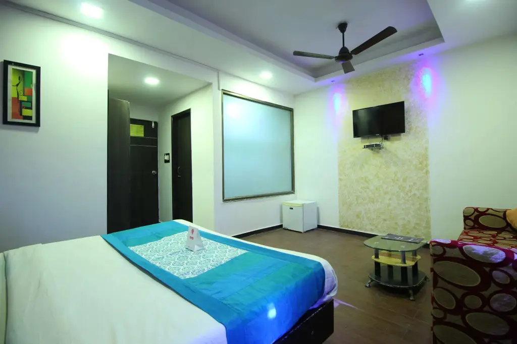 Вадодара: OYO Hotel Dash Continental