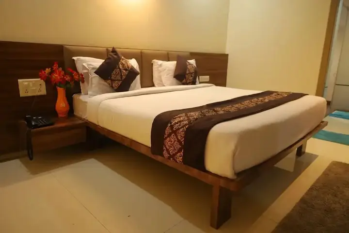 Силвасса: Dadra Resorts