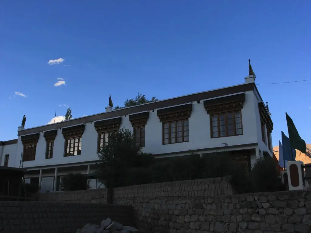 TIH Hotel Mahay Palace — фото 1