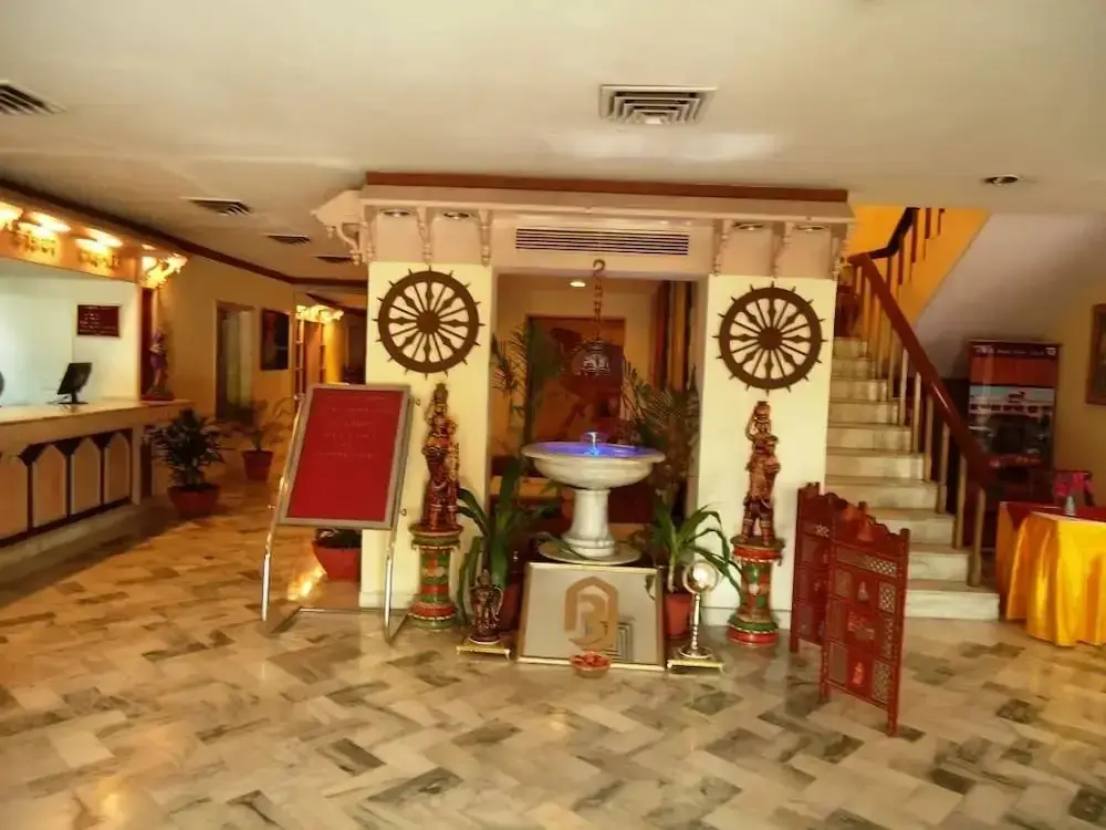 Джайпур: Hotel Jaipur Ashok