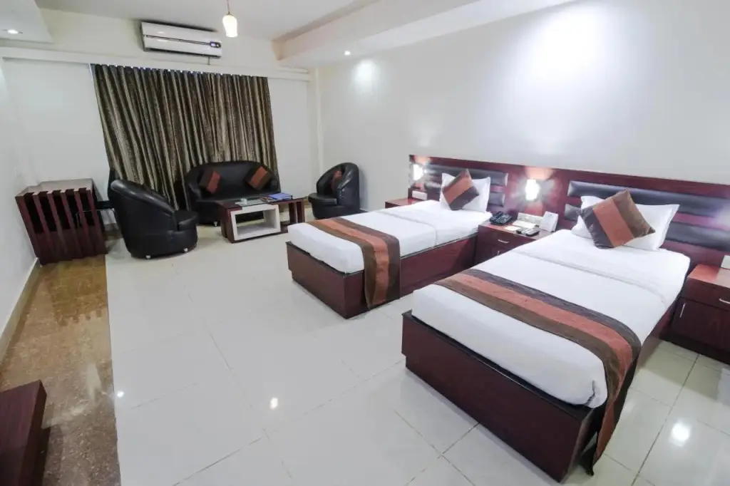 Ранчи: Hotel AVN Grand