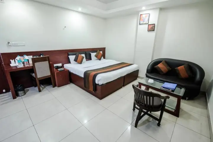 Ранчи: Hotel AVN Grand