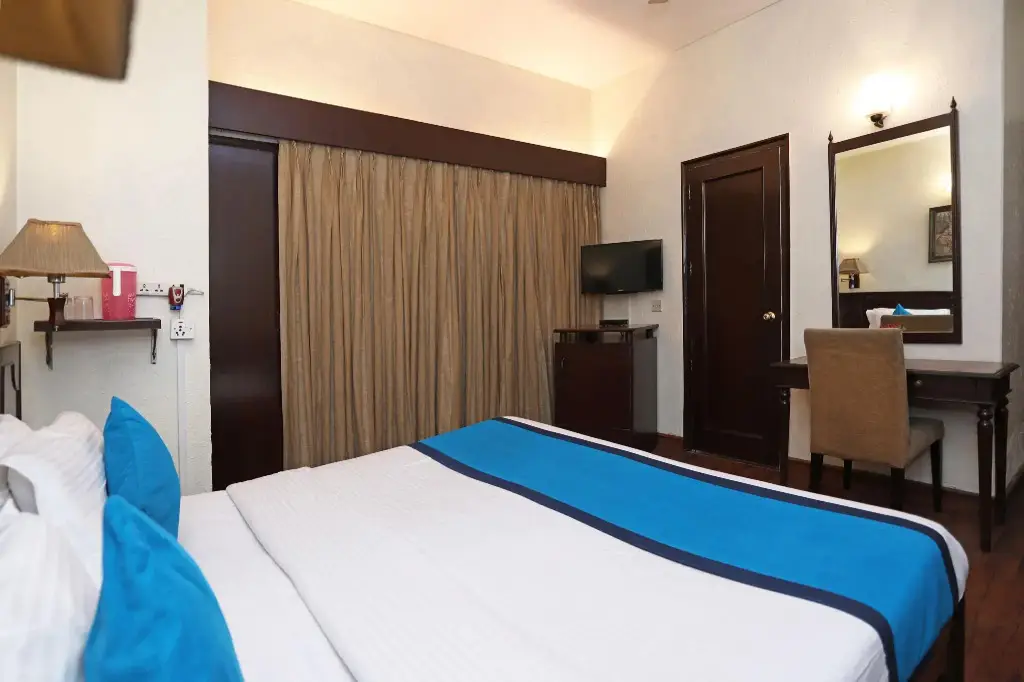 Нью-Дели: Hamilton Hotel