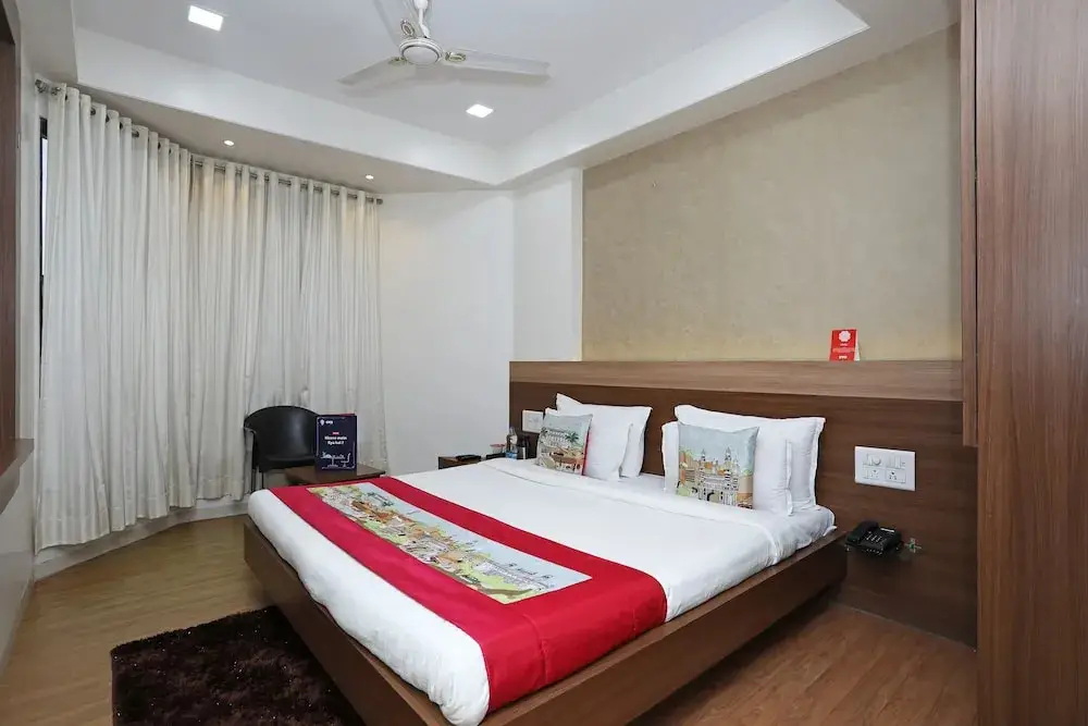 Нашик: OYO 10672 Hotel Riviera