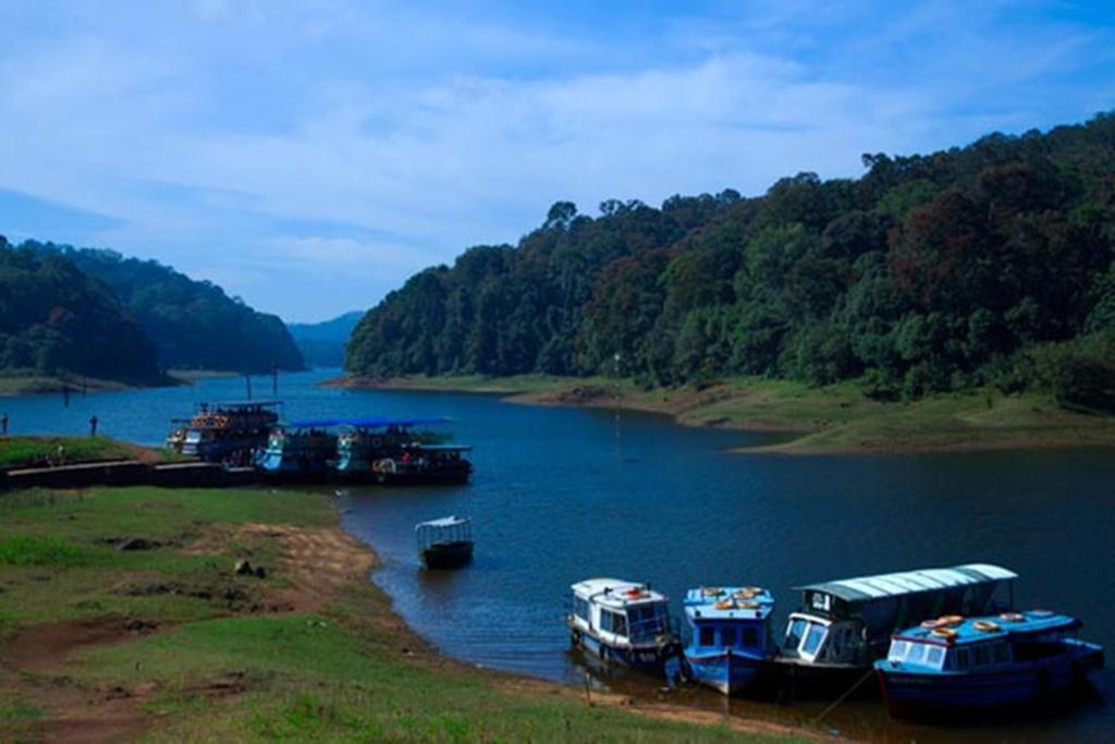 Кумили: Periyar House