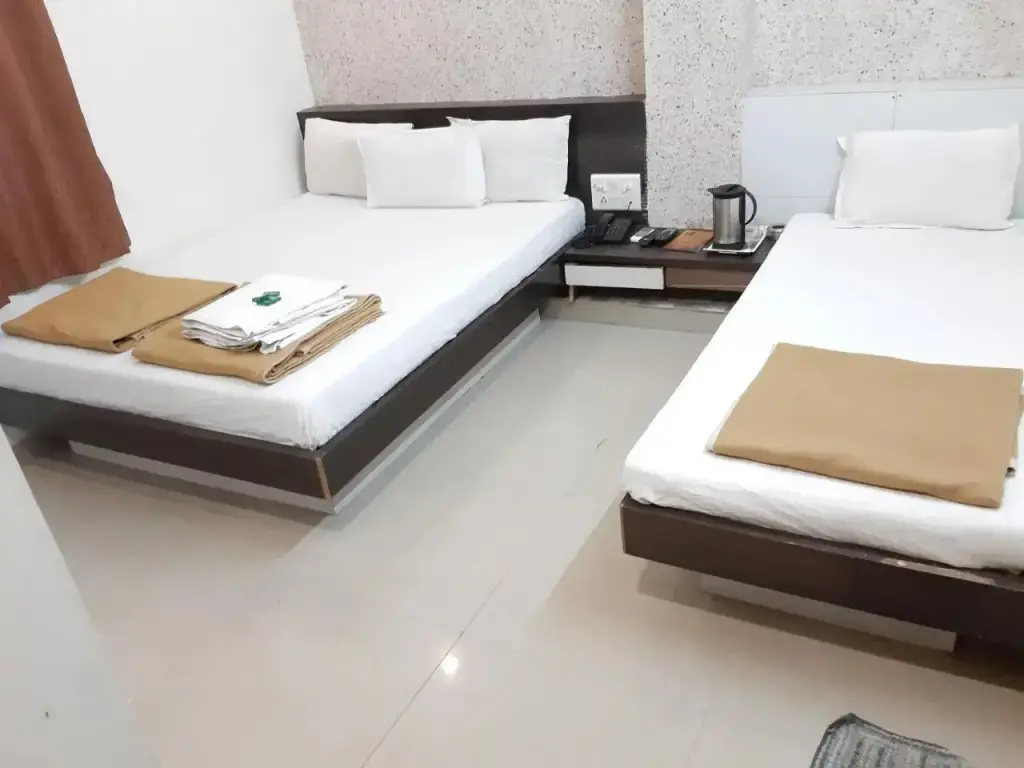 Ахмедабад: Shri Akshar Hotel