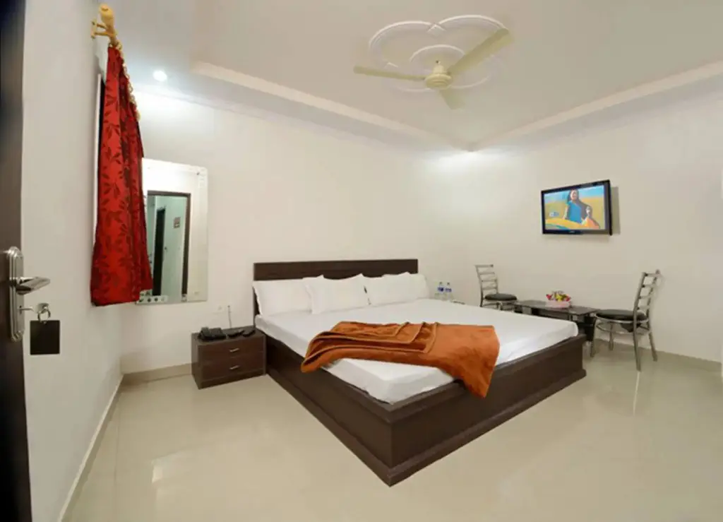 Агра: Hotel Raj Paradise by OYO Rooms