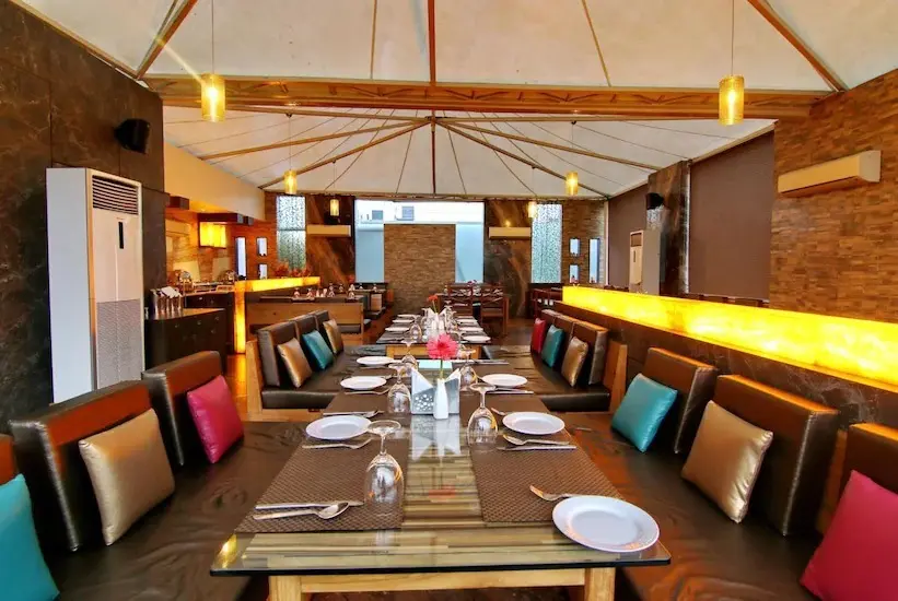 Лакхнау: Hotel Silvete