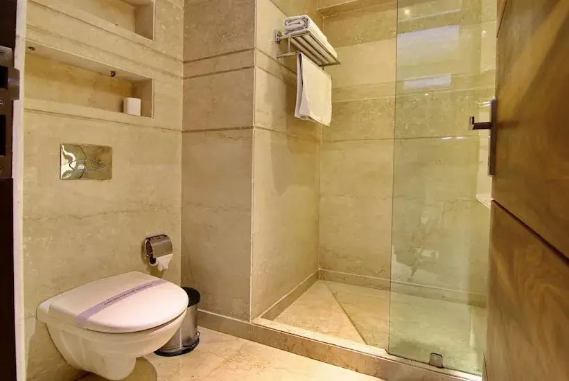 Лакхнау: Hotel Silvete