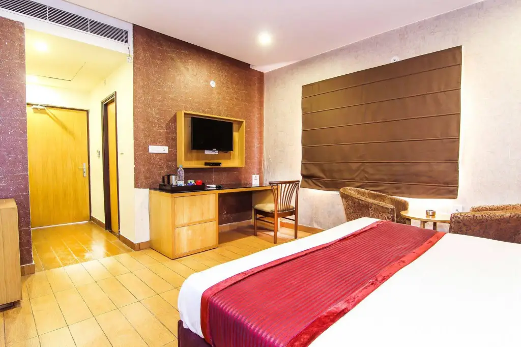 Лакхнау: Townhouse OAK Hotel Edesia