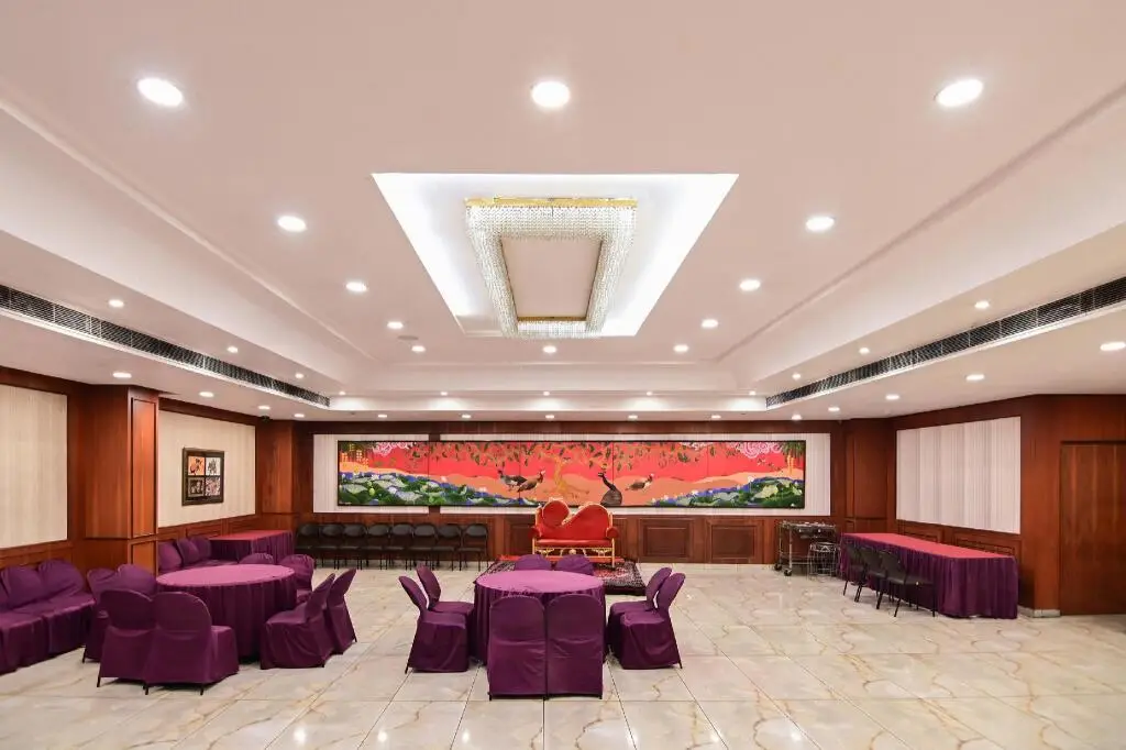 Лакхнау: Townhouse OAK Hotel Edesia