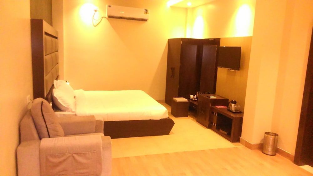 Крепость Jhansi: Hardik Resort