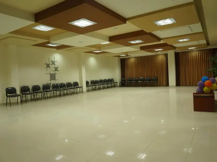 Джайпур: N 71 Rooms & Banquets