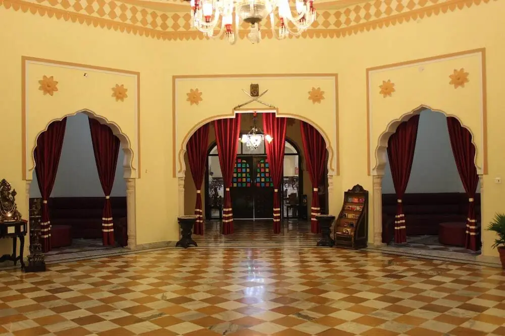 Крепость Jhansi: V Resorts Rajmahal Orchha