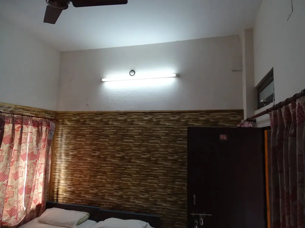Варанаси: Teerth Guest House