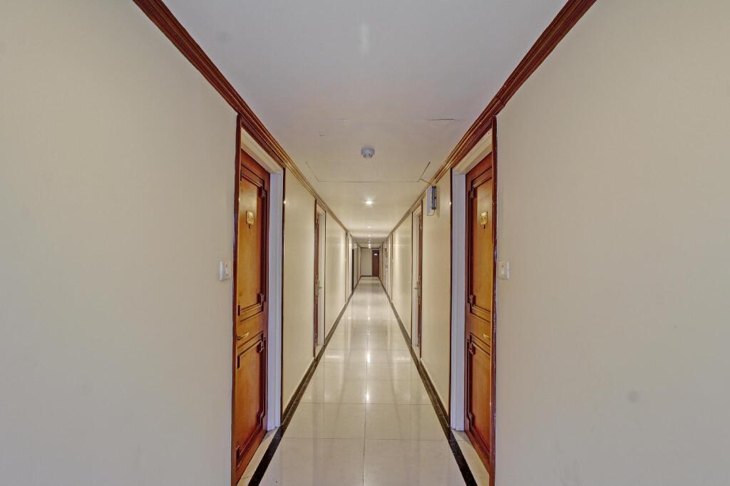 Салем: Capital O 8169 Hotel Salem Castle